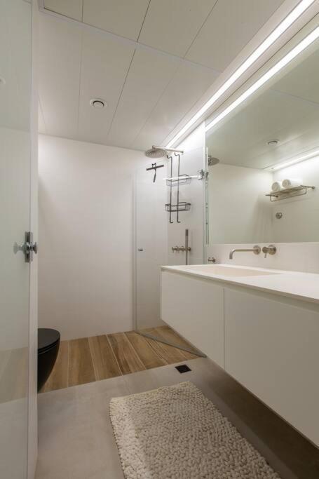 Aphrodite Suite Ashkelon Bagian luar foto